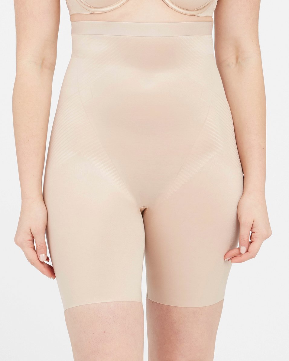 Thinstincts® 2. 0 Highwaisted Mid Thigh Short Black Friday Spanx Tilbud